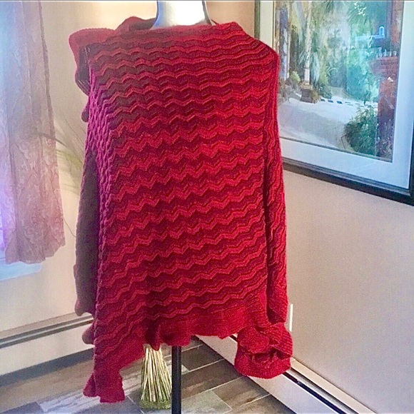 Poncho with Ruffle Trim - Picture 1 of 6